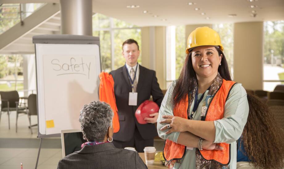 Rola szkoleń BHP w budowaniu kultury bezpieczeństwa w przedsiębiorstwach