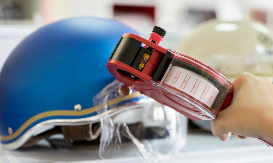 Jak importerzy zapewniają zgodność rac z normami bezpieczeństwa?