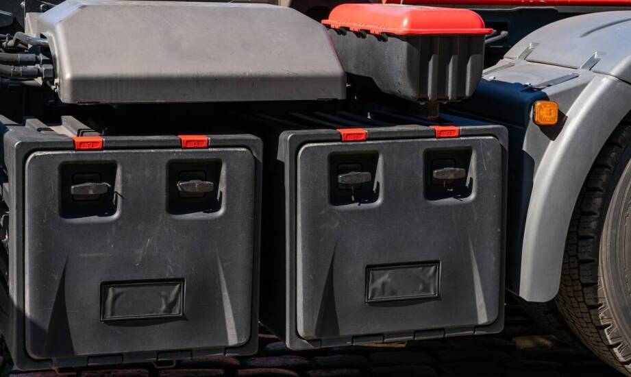 Innowacyjne transportowe tace w przemyśle logistycznym – jak podnoszą efektywność?