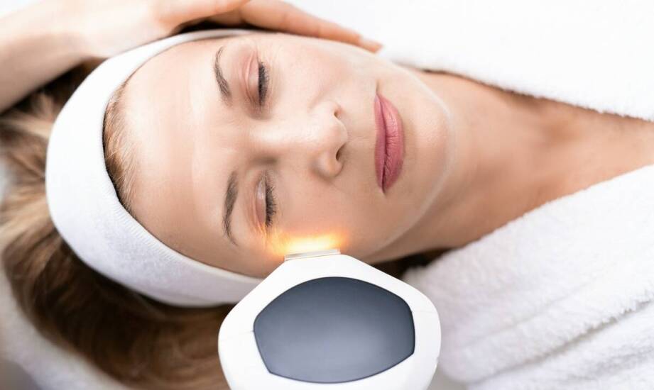 Endermologia a stymulacja produkcji kolagenu – zalety tego zabiegu