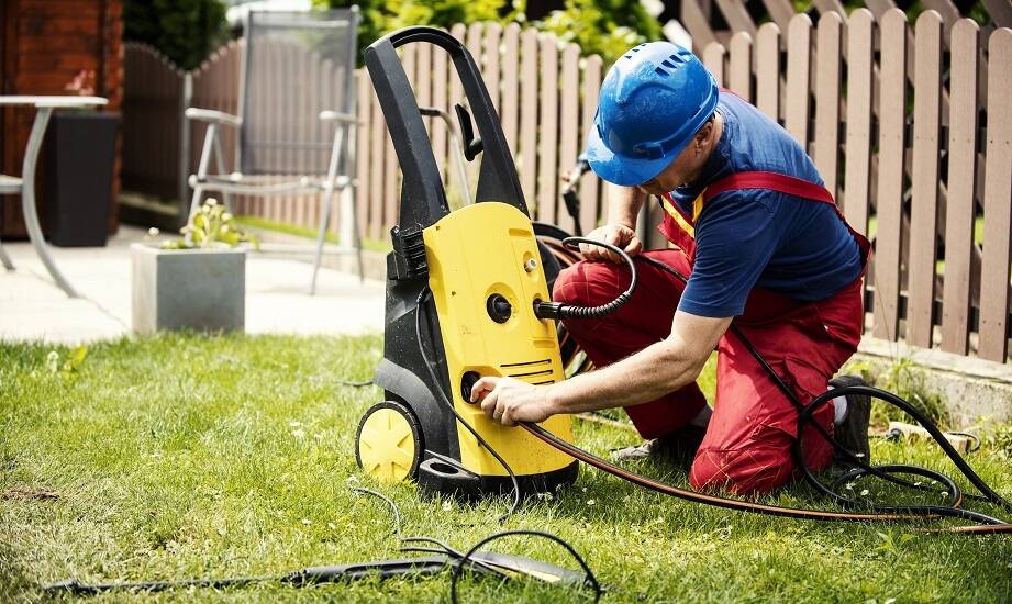 Bębny do węży: jakie modele ułatwią przechowywanie i obsługę węży?