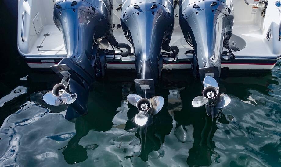 Akcesoria i części zamienne do silników zaburtowych - co warto wiedzieć?