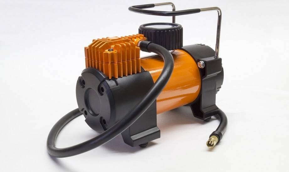 Jakie pompki do pontonów sprawdzą się w trudnych warunkach pogodowych?