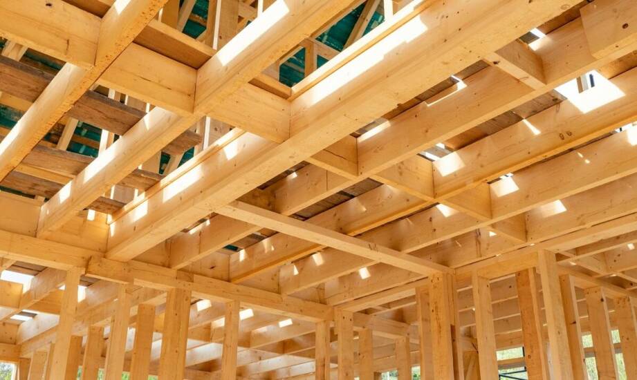 Oszczędności na ogrzewaniu dzięki termoizolacyjnym właściwościom drewna