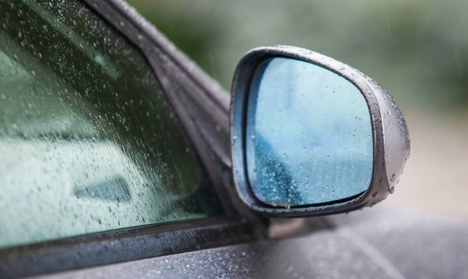 Ceramiczna powłoka na szybach – ochrona przed deszczem i zabrudzeniami