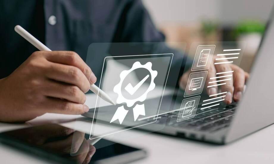 Jakie są najważniejsze aspekty przysięgłych tłumaczeń dokumentów związanych z edukacją?