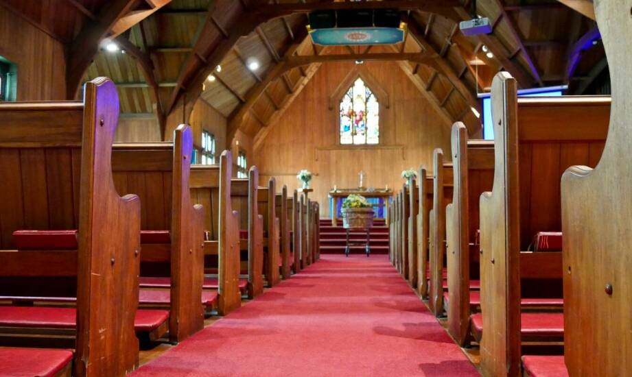 Możliwość rezerwacji prywatnego pożegnania w kaplicy – jak skorzystać z tej opcji?