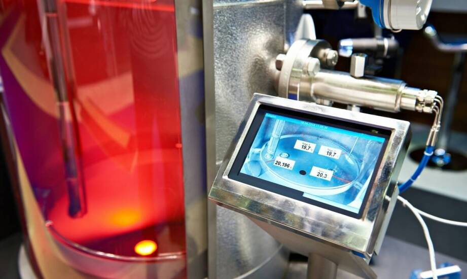 Jak nowoczesne technologie w autoklawach wpływają na redukcję hałasu podczas pracy?