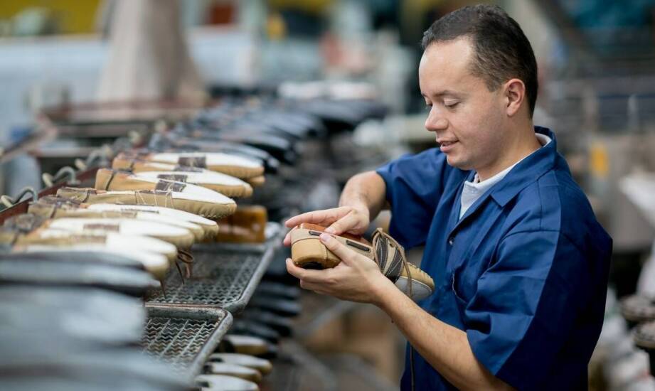 Czyszczenie obuwia – jak profesjonaliści dbają o twoje obuwie?