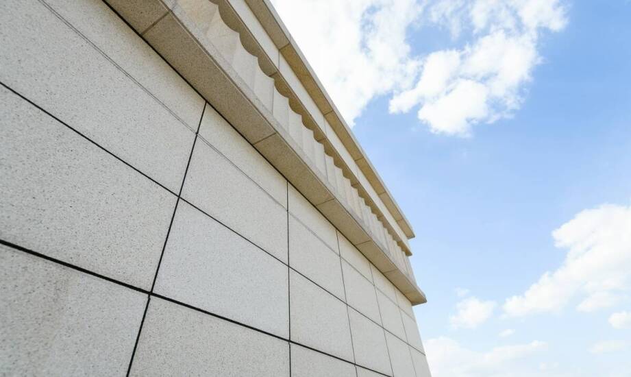 Inspiracje na wykorzystanie zworników w elewacyjnych dekoracjach