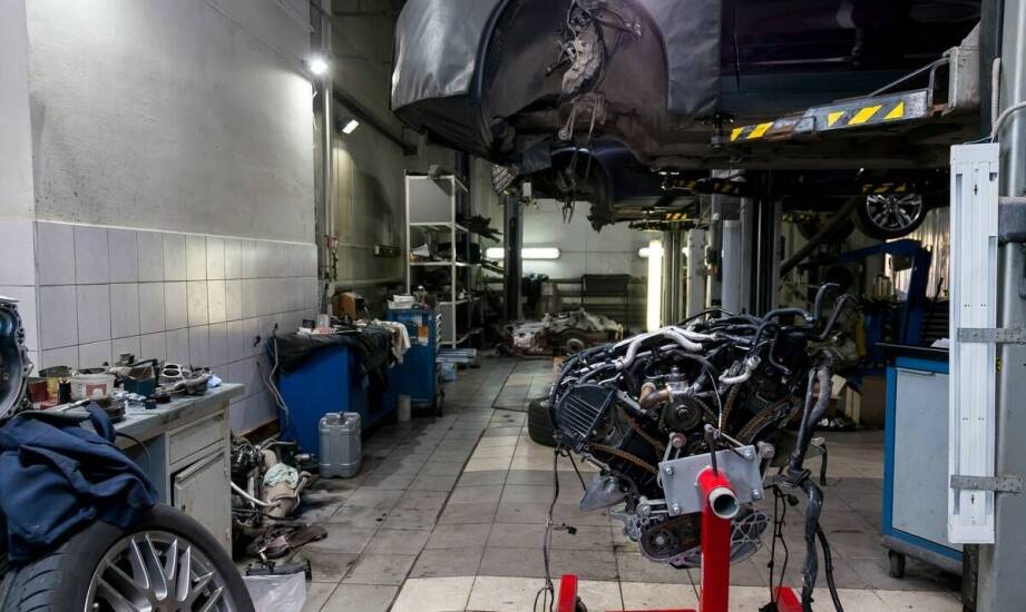 Jak warsztat samochodowy dba o precyzyjną diagnostykę usterek w silniku?