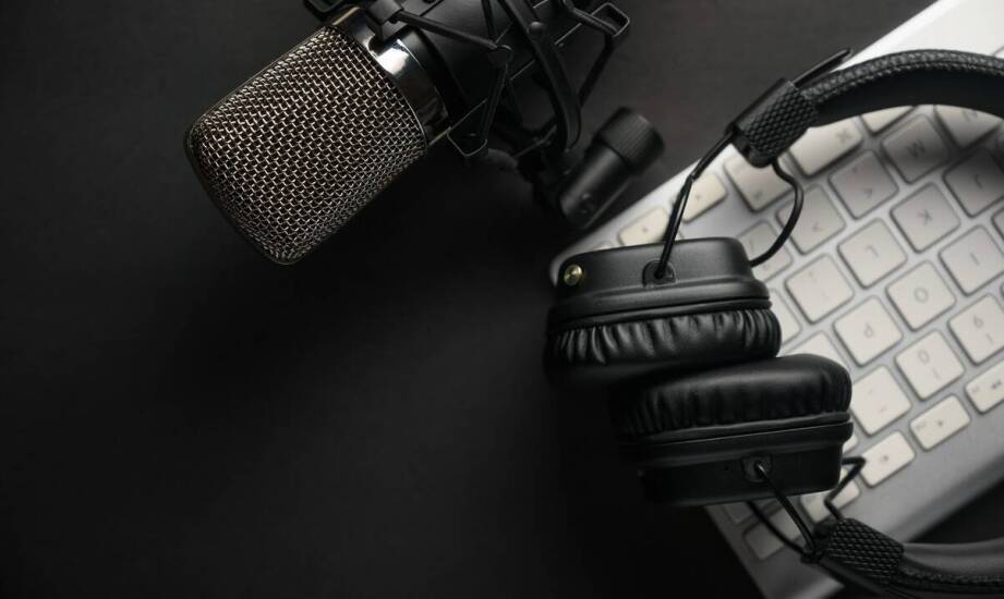 Die Rolle professioneller Sprecher in der Produktion von Audio- und Videopodcasts