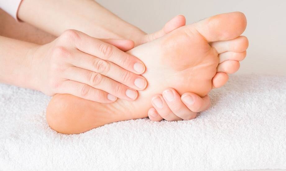 Jak refleksologia w gabinecie wpływa na zdrowie i samopoczucie?