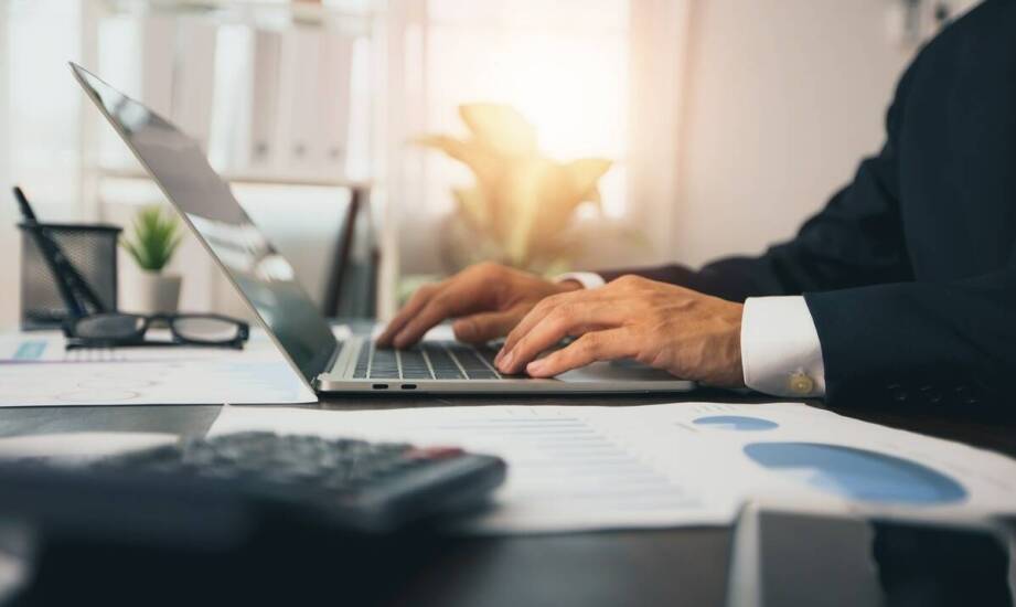 Jakie korzyści płyną z prowadzenia profesjonalnego ksiąg rachunkowych?