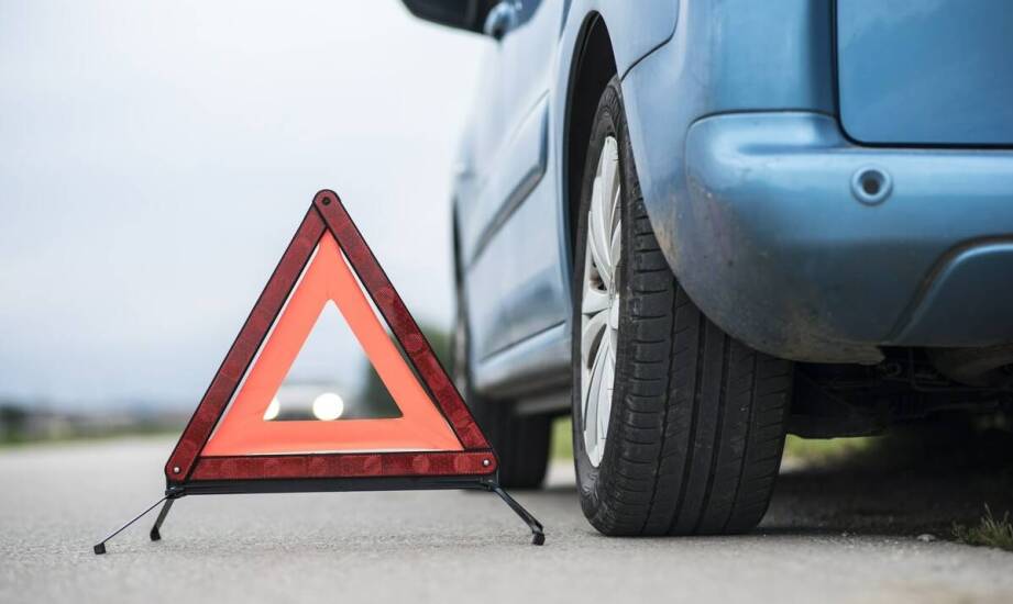 Całodobowa pomoc drogowa: Co obejmuje oferta dla osobowych samochodów?