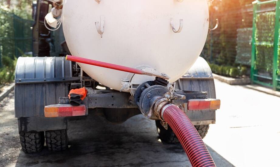 Korzyści z wyboru asenizacyjnych usług dla produkcyjnych przedsiębiorstw