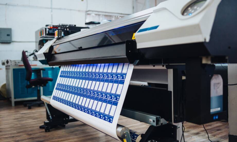 Porównanie różnych rodzajów klejów w sprayu do użytku przy sitodruku