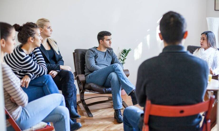 Wpływ terapii na rozwój relacji rodzinnych u młodzieży w Krakowie