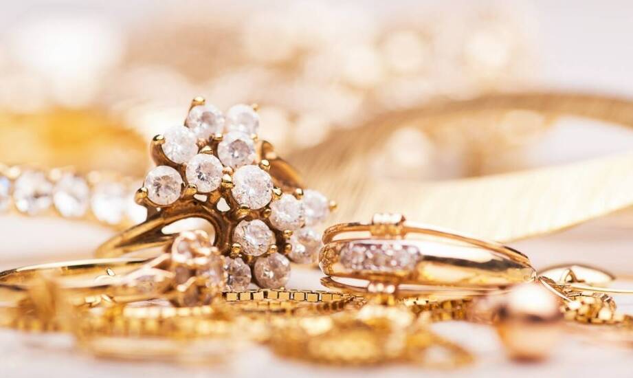 Jakie formy złota są najbardziej poszukiwane w kantorze?