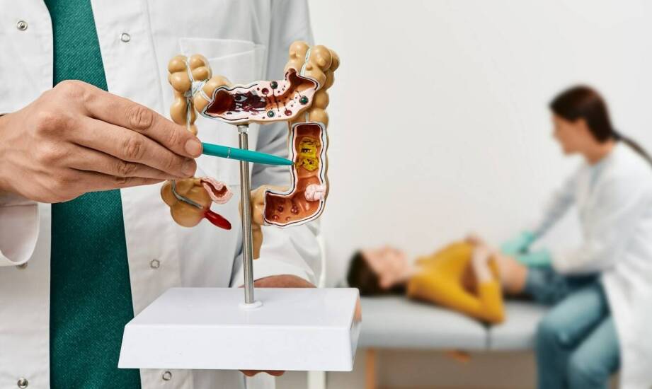 Bezpieczeństwo pacjenta a kolonoskopia – jak dbamy o komfort podczas badania?