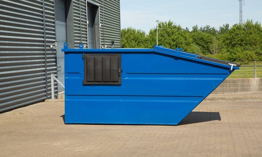 Metalowe kontenery samowyładowcze - jak wpływają na optymalizację przestrzeni magazynowej?
