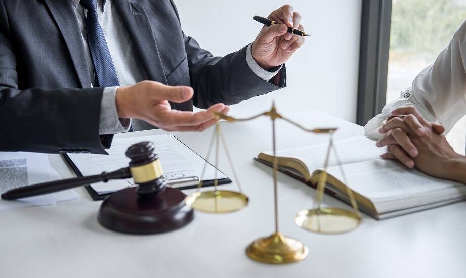 Prawo spadkowe: Jakie są możliwości działania, gdy wątpliwości budzi testament?