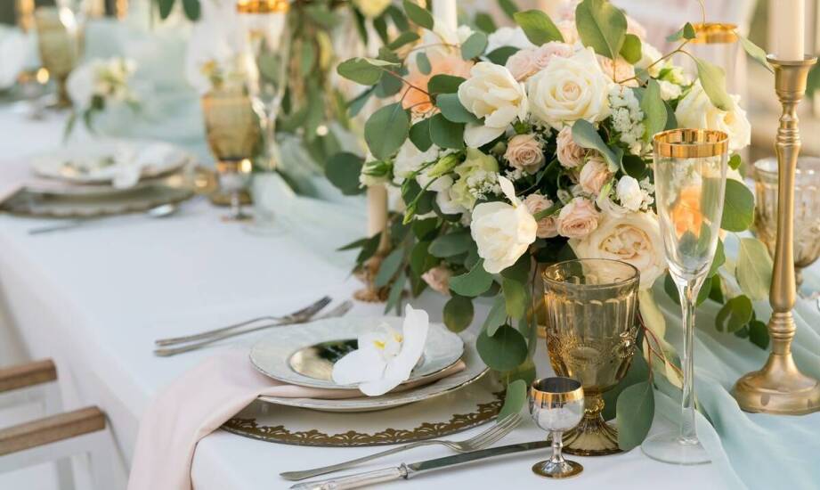 Wyzwania w produkcji weselnych namiotów na miarę potrzeb klienta