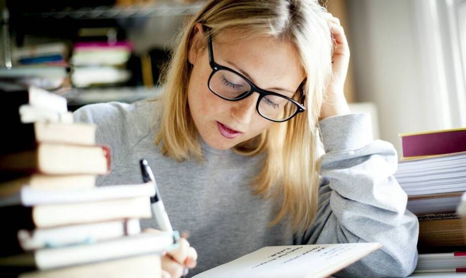 W jaki sposób maturalne kursy z biologii pomagają wyrobić nawyki skutecznej nauki?