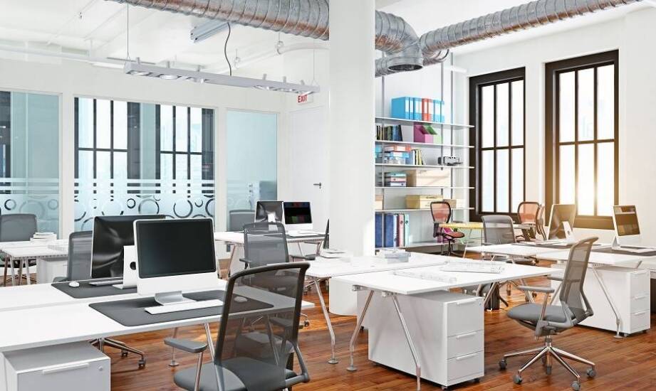 Wpływ lokalizacji i technologii na zadowolenie pracowników w biurze