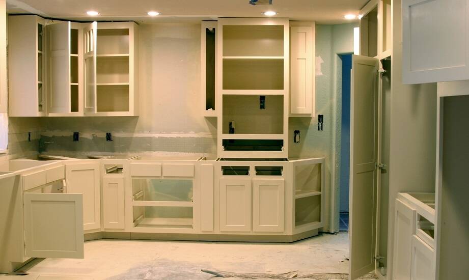 Jak zapobiec opóźnieniom w realizacji projektu kuchni dzięki remontowym usługom?