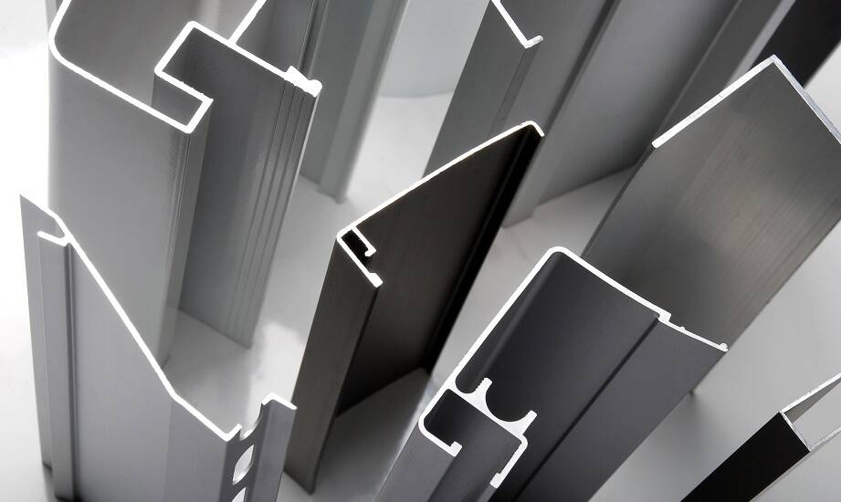 Jak profile ze stali nierdzewnej wpływają na trwałość konstrukcji?