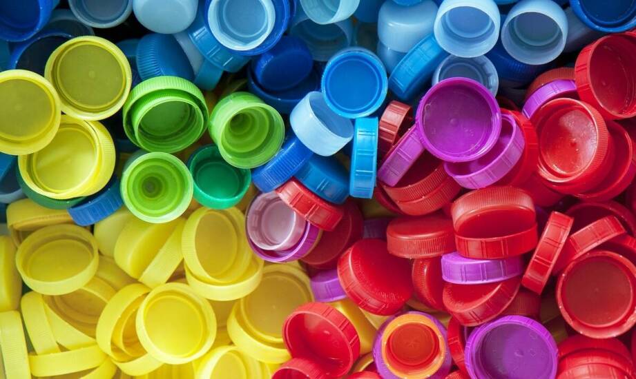 Jak silikonowe niekapki kubki ułatwiają przejście z butelki na kubek?