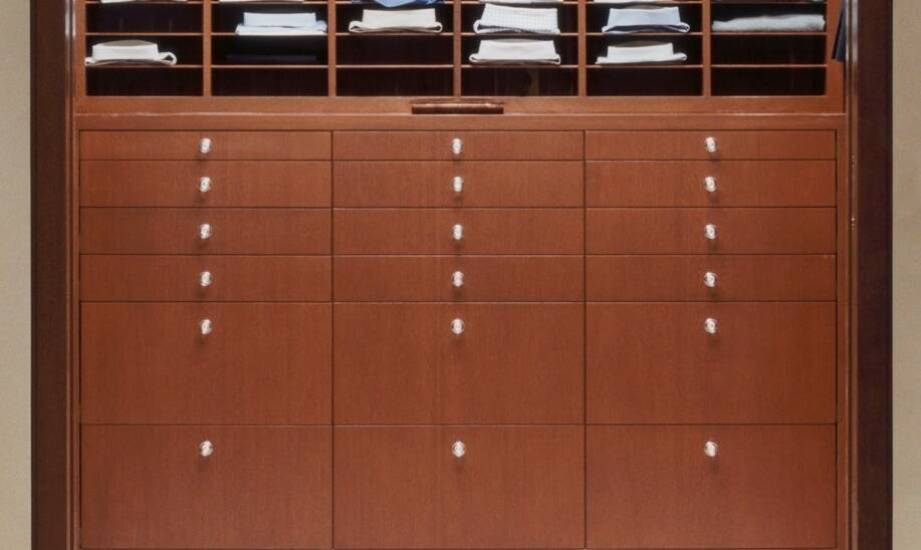 Szafy wnękowe na zamówienie – co warto wiedzieć przed podjęciem decyzji o zakupie?