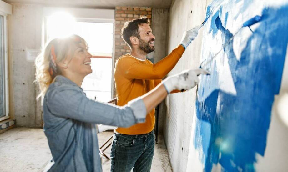 Jak firma remontowa może pomóc przy kompleksowym wykończeniu wnętrz?