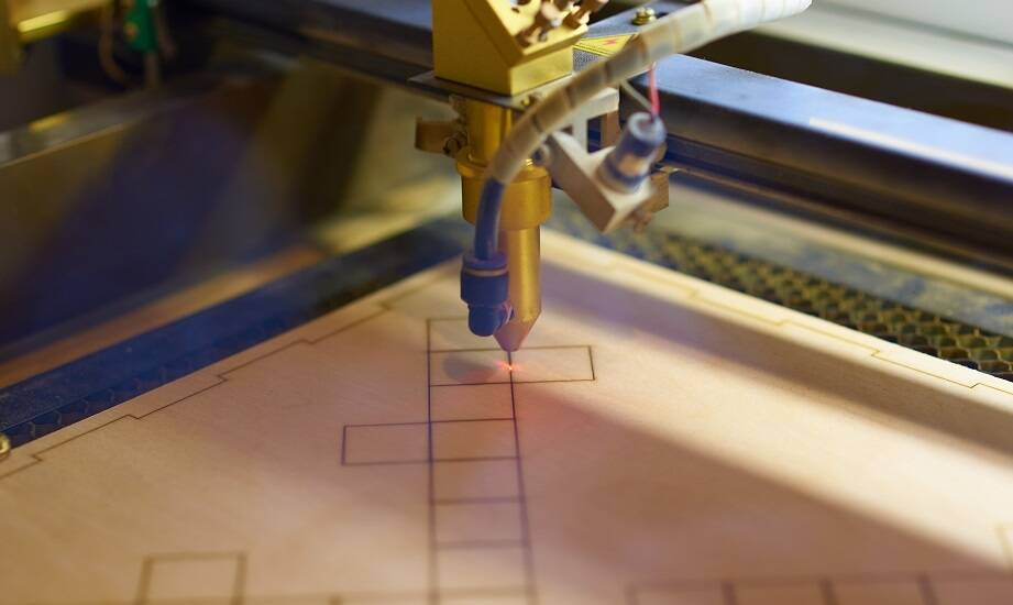 Wpływ nowoczesnych laserowych rozwiązań na jakość polimerowych tłoczeń