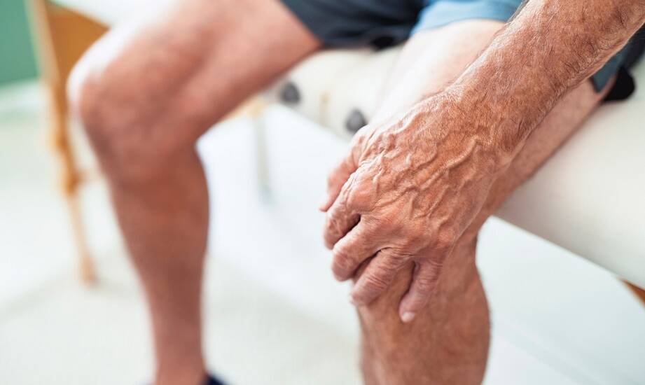 Czy laserowa fizykoterapia jest odpowiednia dla seniorów z przewlekłymi chorobami?