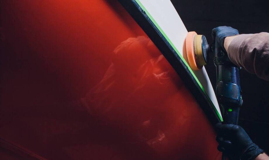 Jak renowacja karoserii wpływa na estetykę i bezpieczeństwo pojazdu?