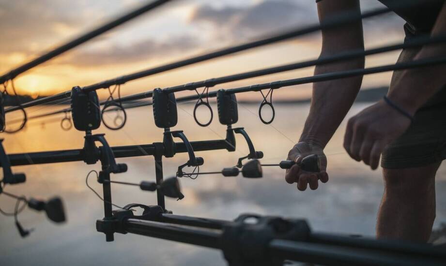 Wędkarskie kotwiczki a warunki atmosferyczne – co warto wiedzieć?