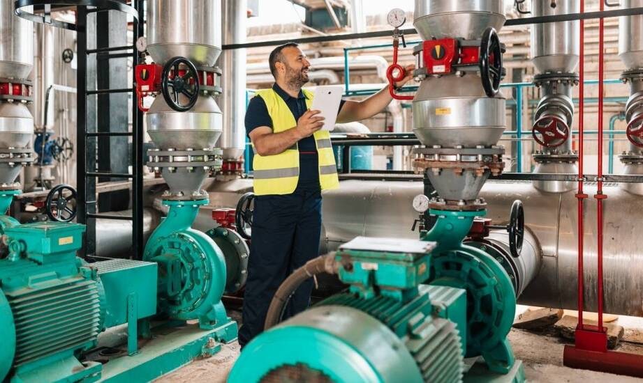 Jakie są wyzwania w serwisowaniu nowoczesnych systemów do chłodzenia?