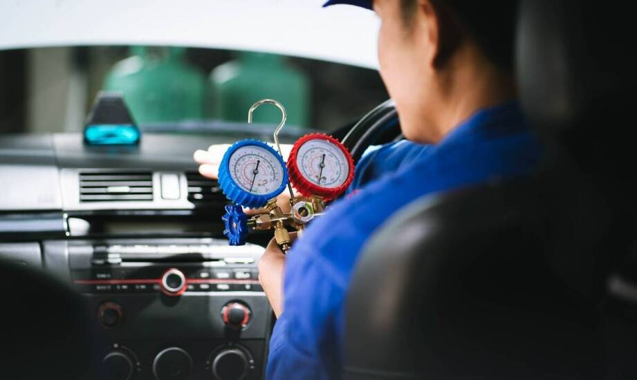 Czym charakteryzuje się profesjonalna regeneracja samochodowej klimatyzacji?