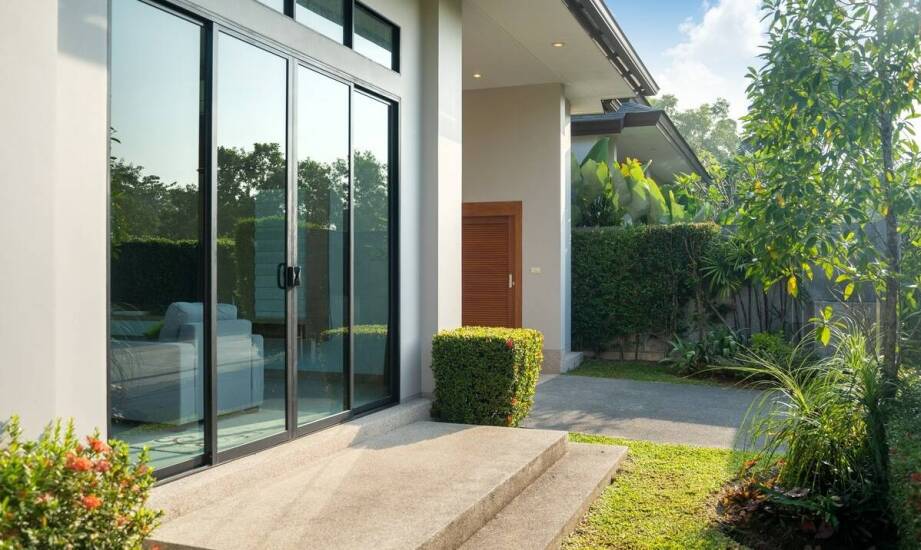 Zalety stosowania domowych wycieraczek z systemem odwodnienia