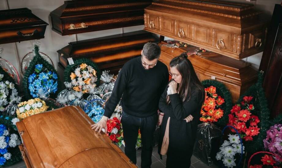 Proces wyboru trumny – na co zwrócić uwagę?