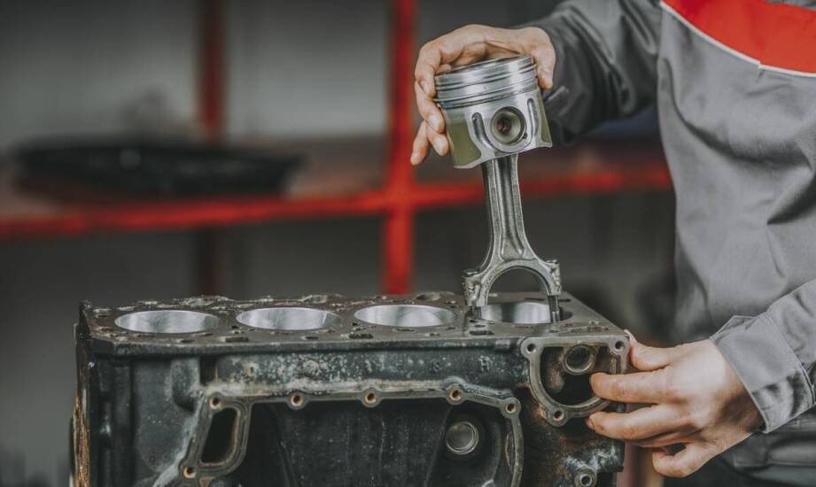 Regeneracja siłowników – kluczowe etapy i znaczenie dla budowlanych maszyn