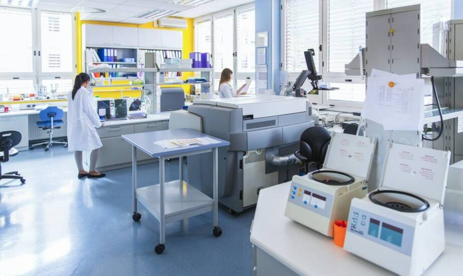 Jakie są zalety korzystania z innowacyjnego sprzętu do diagnostyki laboratoryjnej?