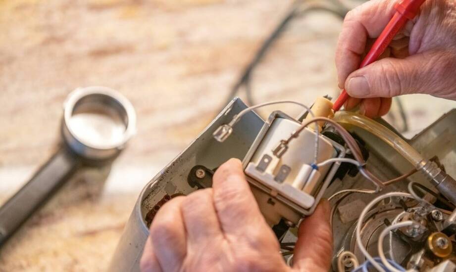 Jakie są zalety szybkiego serwisu gwarancyjnego i pogwarancyjnego dla taksometrów?