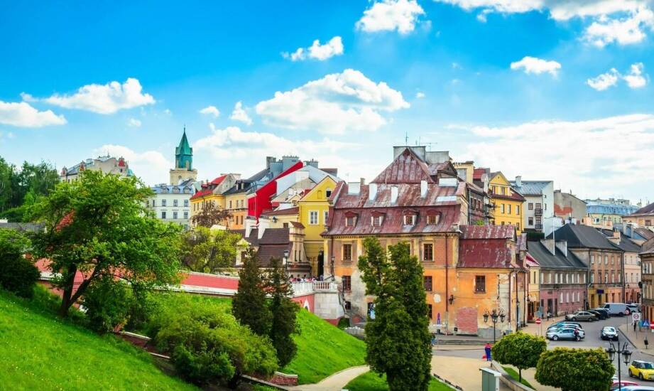 Ubezpieczenia komunikacyjne w Wodzisławiu Śląskim – co obejmuje pełna ochrona?