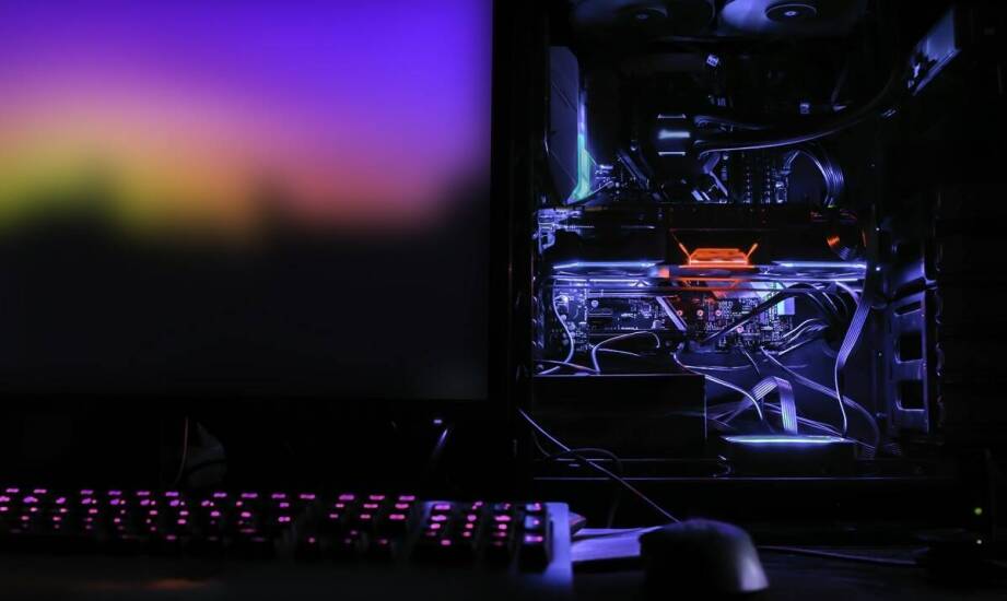 Wpływ zaawansowanej sieci komputerowej na zdalną pracę