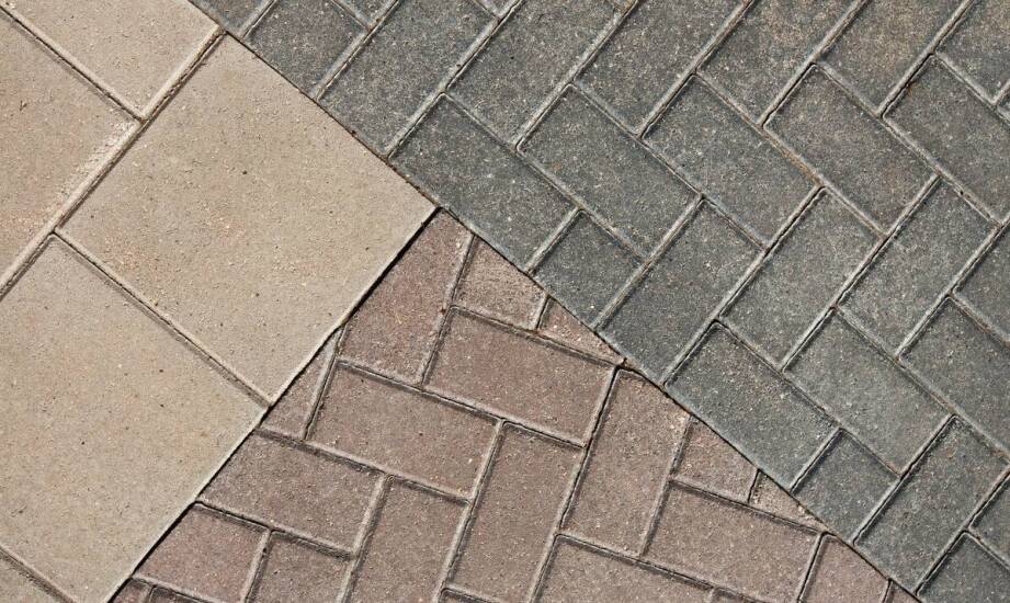 Nowoczesne wzory tarasowych betonowych płyt – jak wybrać design pasujący do Twojego stylu?