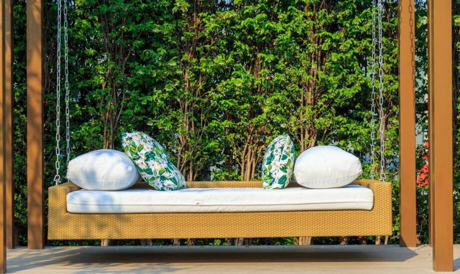 Nowoczesne ogrody a sztuka: jak projektanci łączą te dwa światy?