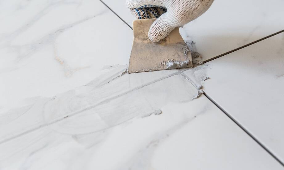 Żywiczna fuga jako element wzmacniający estetykę granitowej kostki